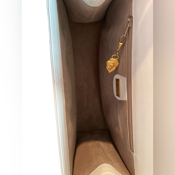 FIRM ❤️ AMAZING Vintage Gucci Interlocking GG Logo Flap Front Leather Satchel - Picture 6 of 11